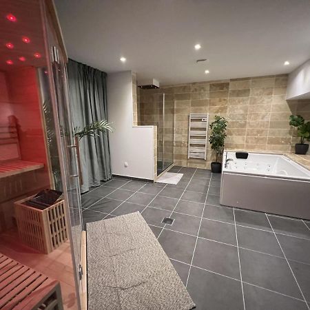 Appart Spa Privatif Laon Apartman Kültér fotó